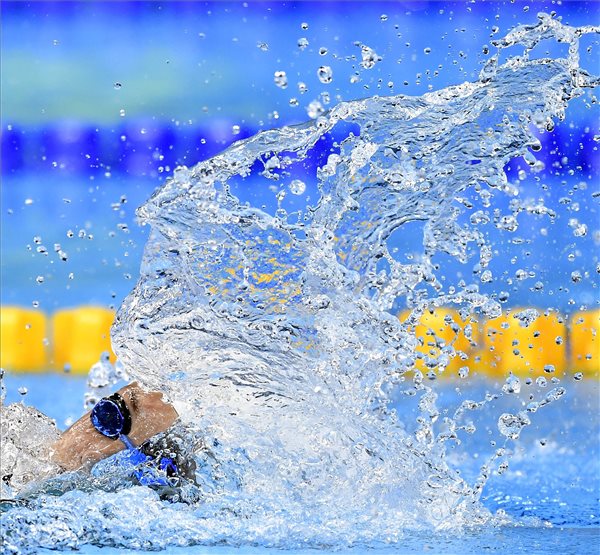 Hosszú Katinka a női 200 méteres vegyesúszás elődöntőjében a riói nyári olimpián a Rio de Janeiró-i Olimpiai Uszodában 2016. augusztus 8-án. MTI Fotó: Illyés Tibor