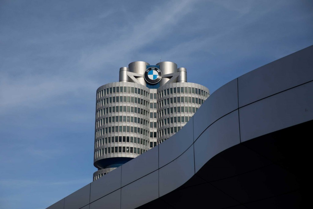 P90251941-bmw-welt-and-bmw-group-corporate-headquarters-03-2017-2249px